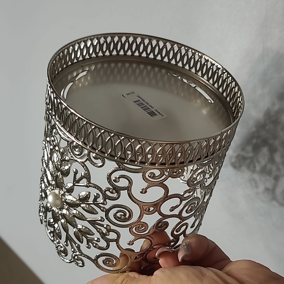 Bath & Body Works Accents Bath Body Works Ornate Pearl Snowflake 3